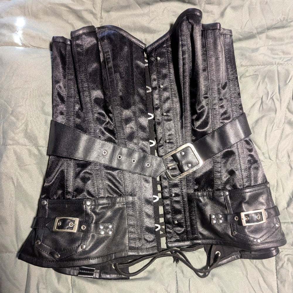 Corset Story overbust corset steel boning - black satin w/ belt and side pocket